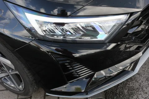 EA25XWV Hyundai i20 1.0T GDi Premium 5dr DCT Thumbnail #6