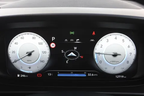 EA25XWV Hyundai i20 1.0T GDi Premium 5dr DCT Thumbnail #16