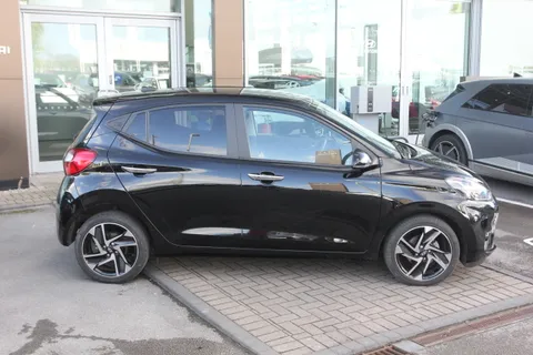 EA25YLV Hyundai i10 1.0 [63] Premium 5dr Auto [Nav] Thumbnail #3