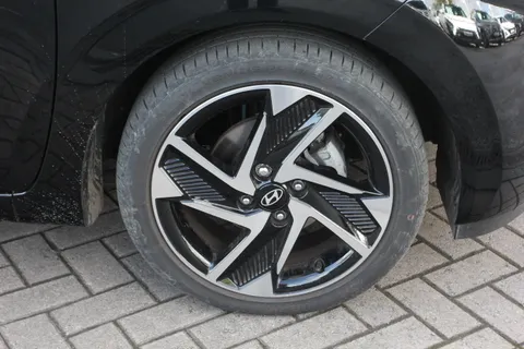 EA25YLV Hyundai i10 1.0 [63] Premium 5dr Auto [Nav] Thumbnail #6