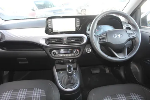 EA25YLV Hyundai i10 1.0 [63] Premium 5dr Auto [Nav] Thumbnail #11