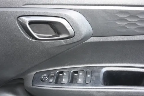 EA25YLV Hyundai i10 1.0 [63] Premium 5dr Auto [Nav] Thumbnail #14