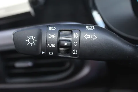 EA25YLV Hyundai i10 1.0 [63] Premium 5dr Auto [Nav] Thumbnail #20