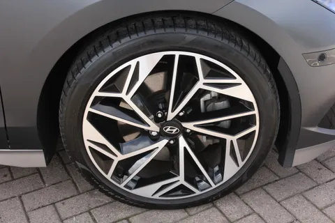 6 of 58 for Hyundai Ioniq 6 168kW Ultimate 77kWh 4dr Auto ZERO DEPOSIT FINANCE AVAILABLE