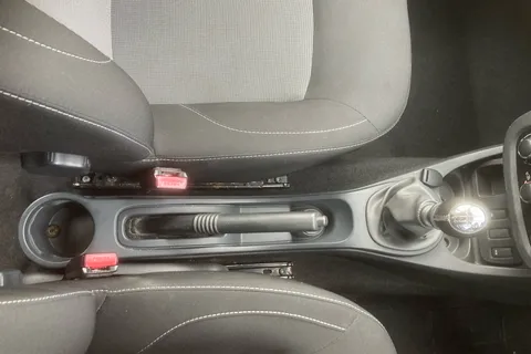 18 of 40 for DACIA DUSTER 1.2 TCe 125 Prestige 5dr