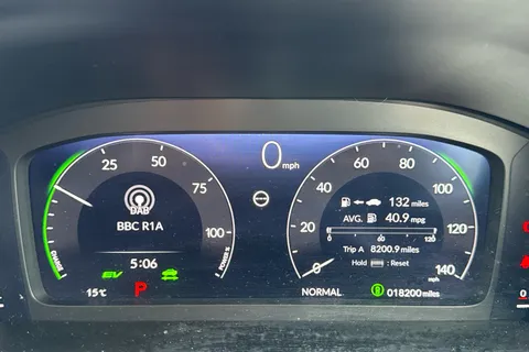 MV74CZF Honda CR-V 2.0 eHEV Elegance 5dr eCVT Thumbnail #12