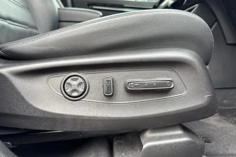 MV74CZF Honda CR-V 2.0 eHEV Elegance 5dr eCVT Thumbnail #23