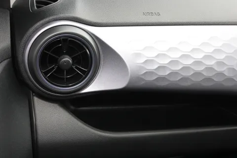 ML26WNJ Hyundai i10 1.2 [79] Premium 5dr Auto [Nav] Thumbnail #10