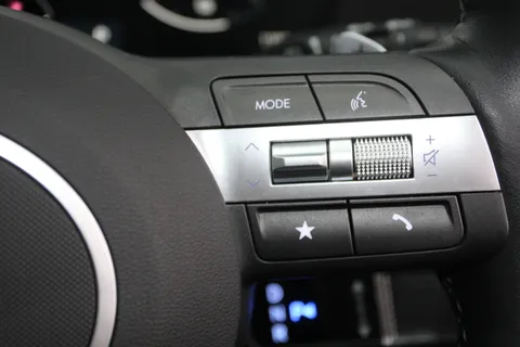 MT26TLV Hyundai Kona 1.6 Hybrid 138 Advance 5dr DCT Thumbnail #9
