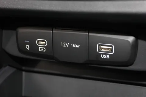 MT26UXN Hyundai i10 1.2 [79] Premium 5dr Auto [Nav] Thumbnail #25