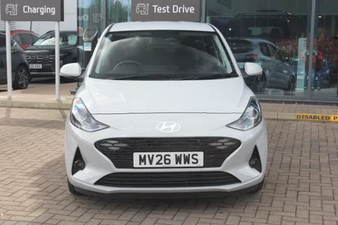 MV26WWS Hyundai i10 1.2 [79] Premium 5dr Auto [Nav] Thumbnail #3