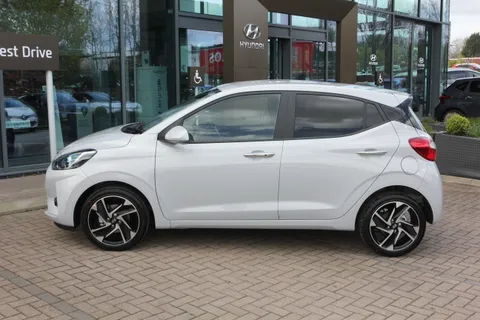 MV26WWS Hyundai i10 1.2 [79] Premium 5dr Auto [Nav] Thumbnail #32