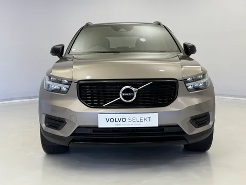 BT22DPY Volvo XC40 2.0 B4P R DESIGN 5dr AWD Auto [7 speed] Thumbnail #8
