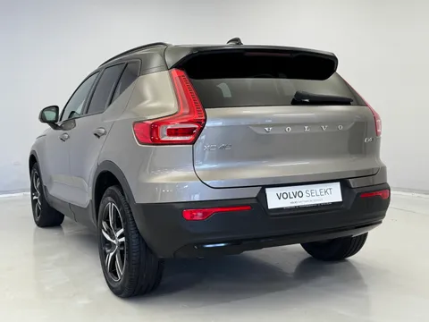 BT22DPY Volvo XC40 2.0 B4P R DESIGN 5dr AWD Auto [7 speed] Thumbnail #5