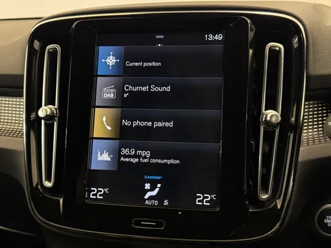 BT22DPY Volvo XC40 2.0 B4P R DESIGN 5dr AWD Auto [7 speed] Thumbnail #32