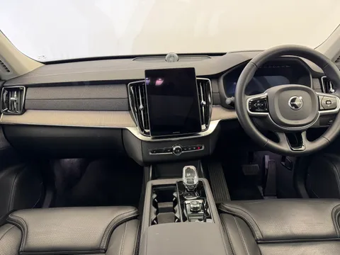 RF74XJA Volvo XC90 2.0 B5P Ultra Dark 5dr AWD Geartronic Thumbnail #10