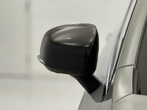 RF74XJA Volvo XC90 2.0 B5P Ultra Dark 5dr AWD Geartronic Thumbnail #41