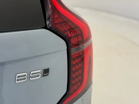 RF74XJA Volvo XC90 2.0 B5P Ultra Dark 5dr AWD Geartronic Thumbnail #44