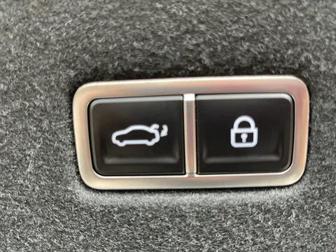 60 of 76 for Hyundai Ioniq 6 168kW Premium 77kWh 4dr Auto ⭐CAMERA⭐SENSORS⭐HEATED SEATS⭐