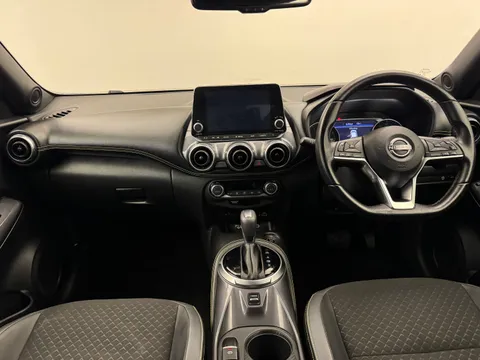 DN22AOG Nissan Juke 1.0 DiG-T 114 Kiiro 5dr DCT Thumbnail #4