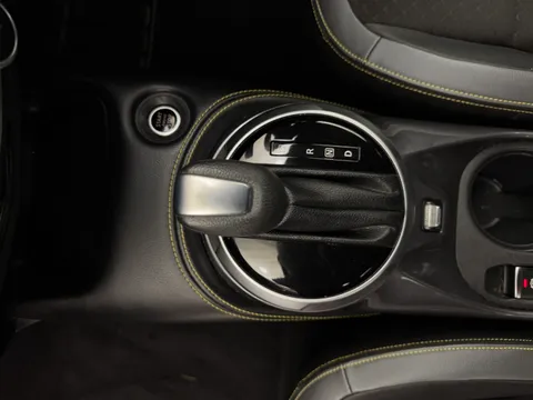 DN22AOG Nissan Juke 1.0 DiG-T 114 Kiiro 5dr DCT Thumbnail #16