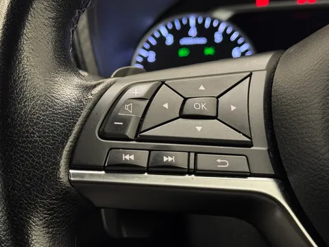 DN22AOG Nissan Juke 1.0 DiG-T 114 Kiiro 5dr DCT Thumbnail #22