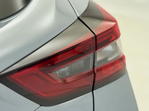 DN22AOG Nissan Juke 1.0 DiG-T 114 Kiiro 5dr DCT Thumbnail #33