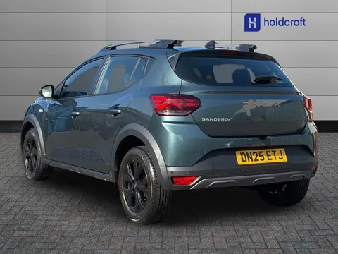 DN25ETJ Dacia Sandero Stepway 1.0 TCe Extreme 5dr Thumbnail #3