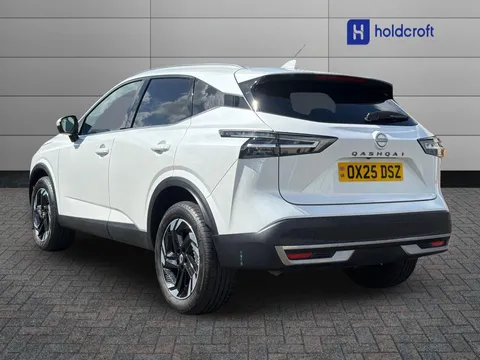 OX25DSZ Nissan Qashqai 1.3 DiG-T MH 158 N-Connecta 5dr Xtronic Thumbnail #4