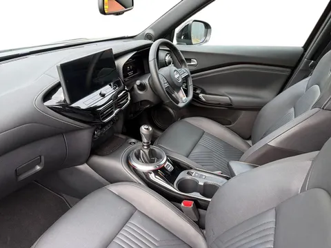 OW25EFT Nissan Juke 1.0 DiG-T Tekna 5dr Thumbnail #11