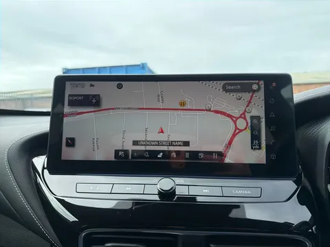 OW25EFT Nissan Juke 1.0 DiG-T Tekna 5dr Thumbnail #14