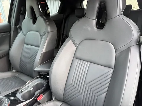 OW25EFT Nissan Juke 1.0 DiG-T Tekna 5dr Thumbnail #17