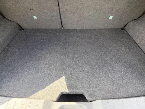 OW74YGU Nissan Juke 1.6 Hybrid Tekna 5dr Auto Thumbnail #19