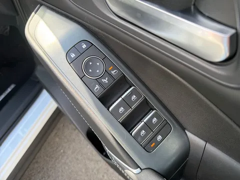 OX25DSZ Nissan Qashqai 1.3 DiG-T MH 158 N-Connecta 5dr Xtronic Thumbnail #22