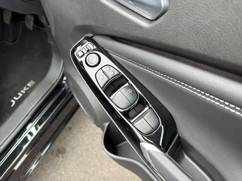 OW25EFT Nissan Juke 1.0 DiG-T Tekna 5dr Thumbnail #22