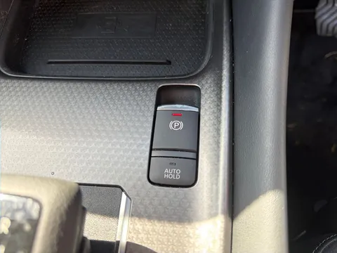 OX25DSZ Nissan Qashqai 1.3 DiG-T MH 158 N-Connecta 5dr Xtronic Thumbnail #26