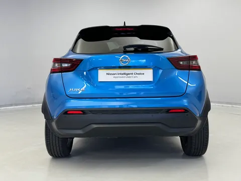 8 of 35 for NISSAN JUKE 1.0 DiG-T N-Connecta 5dr