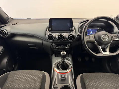 3 of 35 for NISSAN JUKE 1.0 DiG-T N-Connecta 5dr