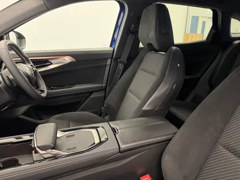 YO73LWX Renault Austral E-Tech FHEV Techno Esprit Alpine 5dr Auto Thumbnail #14