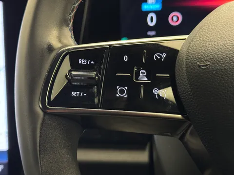 YO73LWX Renault Austral E-Tech FHEV Techno Esprit Alpine 5dr Auto Thumbnail #22