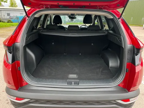 LX72ZFG Hyundai Tucson 1.6 TGDi SE Connect 5dr 2WD Thumbnail #16