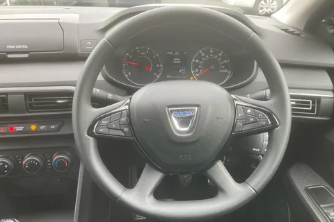 NA22DFG Dacia Sandero 1.0 Tce Essential 5dr Thumbnail #18