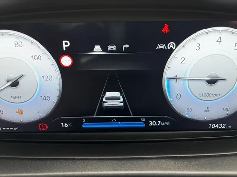 EA25YXP Hyundai i20 1.0T GDi Premium 5dr DCT Thumbnail #16