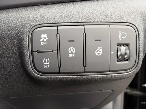 EA25YXP Hyundai i20 1.0T GDi Premium 5dr DCT Thumbnail #21