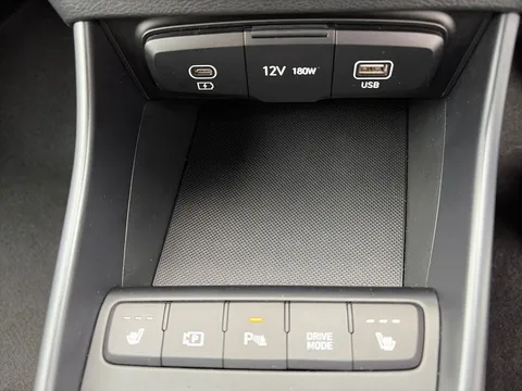 EA25YXP Hyundai i20 1.0T GDi Premium 5dr DCT Thumbnail #25