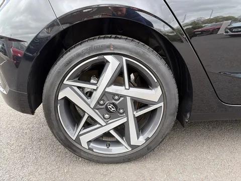 EA25YXP Hyundai i20 1.0T GDi Premium 5dr DCT Thumbnail #32