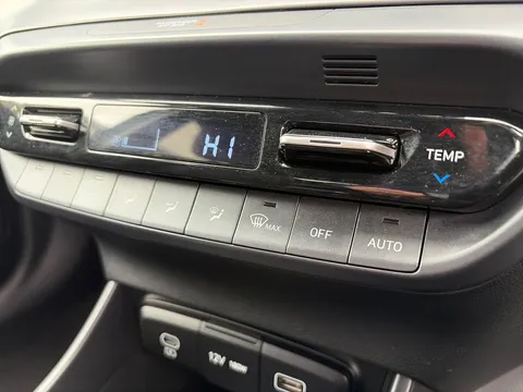 EA25YXP Hyundai i20 1.0T GDi Premium 5dr DCT Thumbnail #33