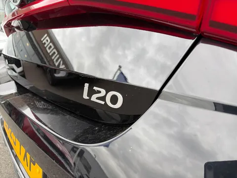 EA25YXP Hyundai i20 1.0T GDi Premium 5dr DCT Thumbnail #36