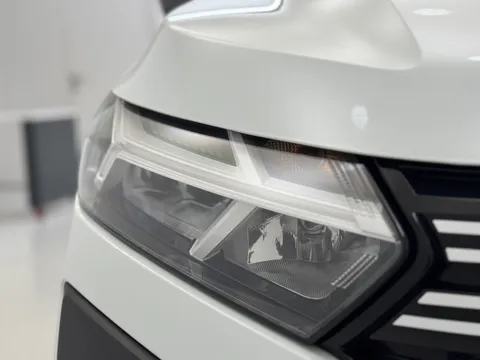 DU23YFK Dacia Sandero Stepway 1.0 TCe Bi-Fuel Journey 5dr Thumbnail #31