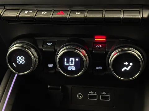 DY73TZW Renault Clio 1.0 TCe 90 RS Line 5dr Thumbnail #26